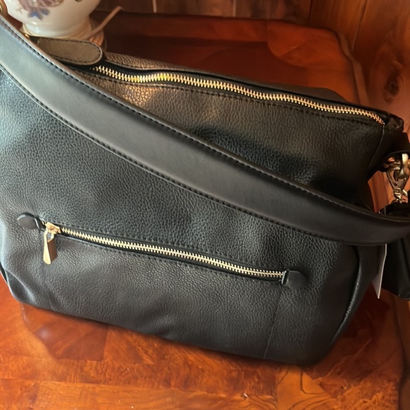 NWT Time and Tru Black Purse with Bonus Pouch Adjustable and Removable Straps - Picture 10 of 10
